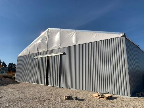 Bâtiment de stockage pendant travaux